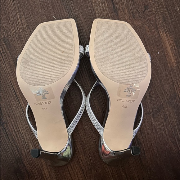 Women's Nine West Heels - Picture 6 of 6